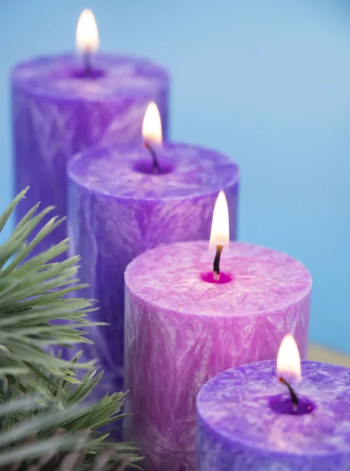 ružove_fialove_adventne_sviečky